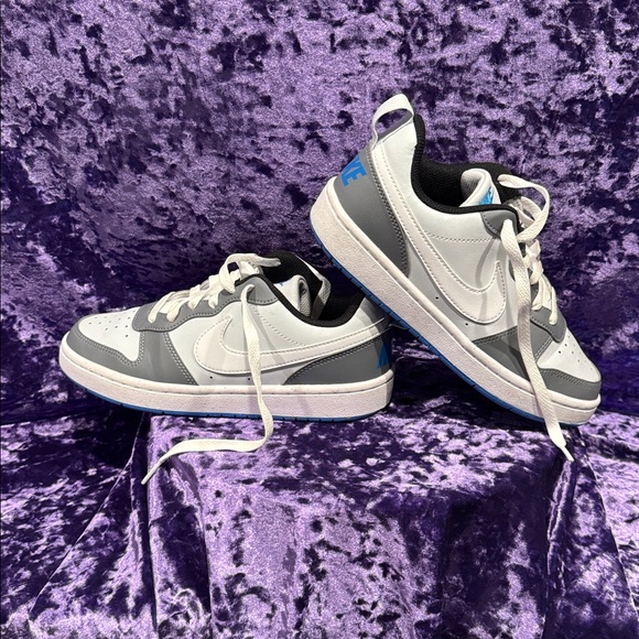 KIDS' NIKE BIG KID COURT BOROUGH LOW RECRAFT SNEAKERS  BLUE AND GREY~5Y - Picture 3 of 6